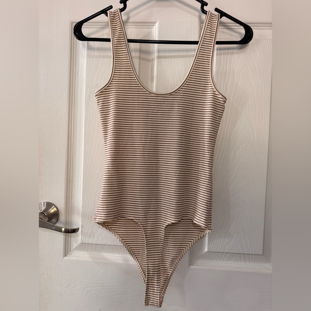 AE Striped Ribbed Bodysuit - Picture 3 of 3